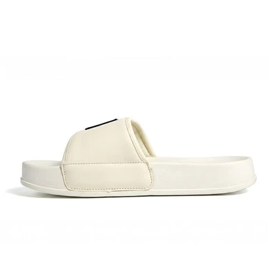 Slides brancos para homens
